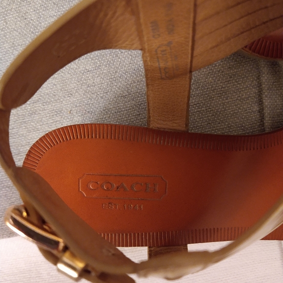 Vintage COACH Gold Slight Wedge Sandals Size 7.5 Toga Greek Roman Party - Picture 4 of 6